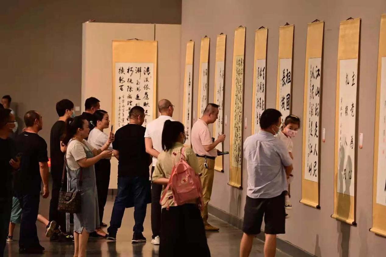 “百年历程•辉耀东方”庆祝建党百年“双百展”全国巡展厦门站
