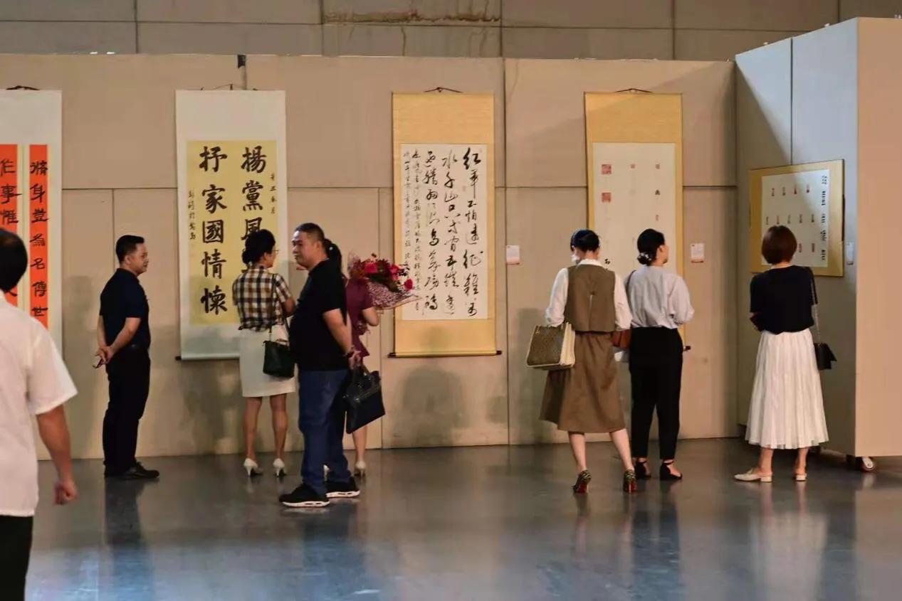 “百年历程•辉耀东方”庆祝建党百年“双百展”全国巡展厦门站